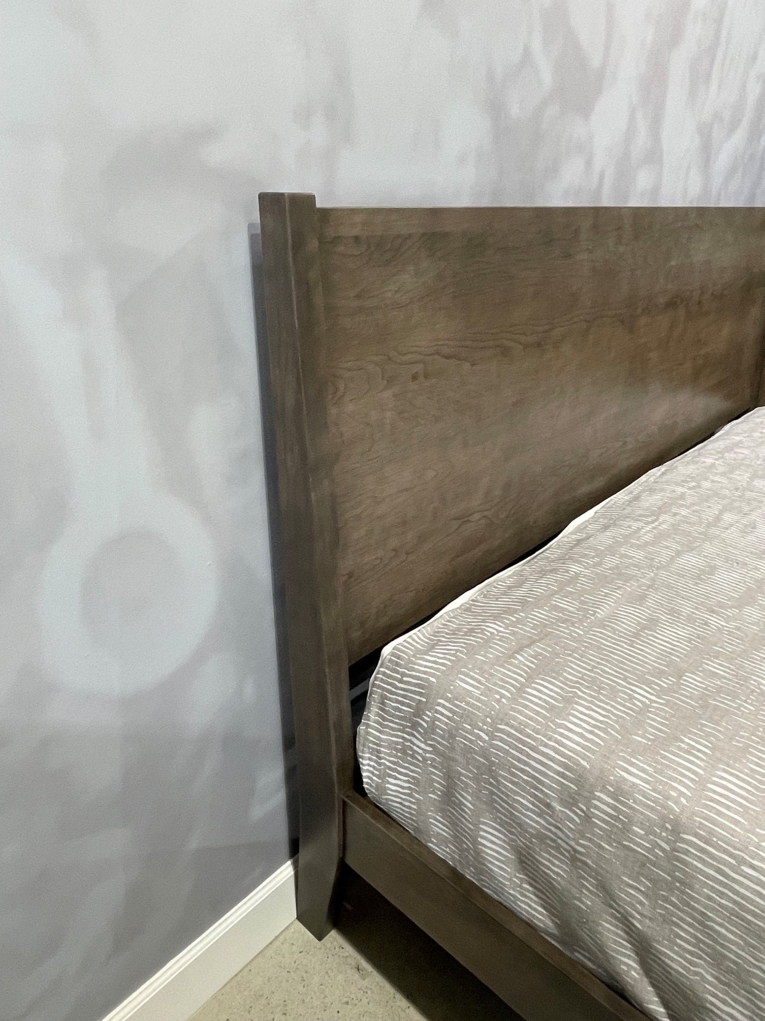 My StoreKing Common Platform Bed