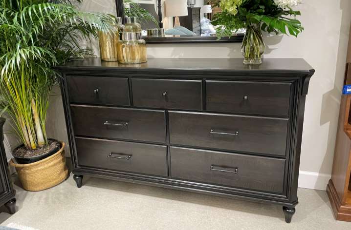 Durham FurnitureLegacy 7 Drawer Dresser