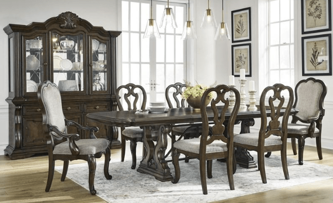 AshleyAshley D947 7pc Dining Set