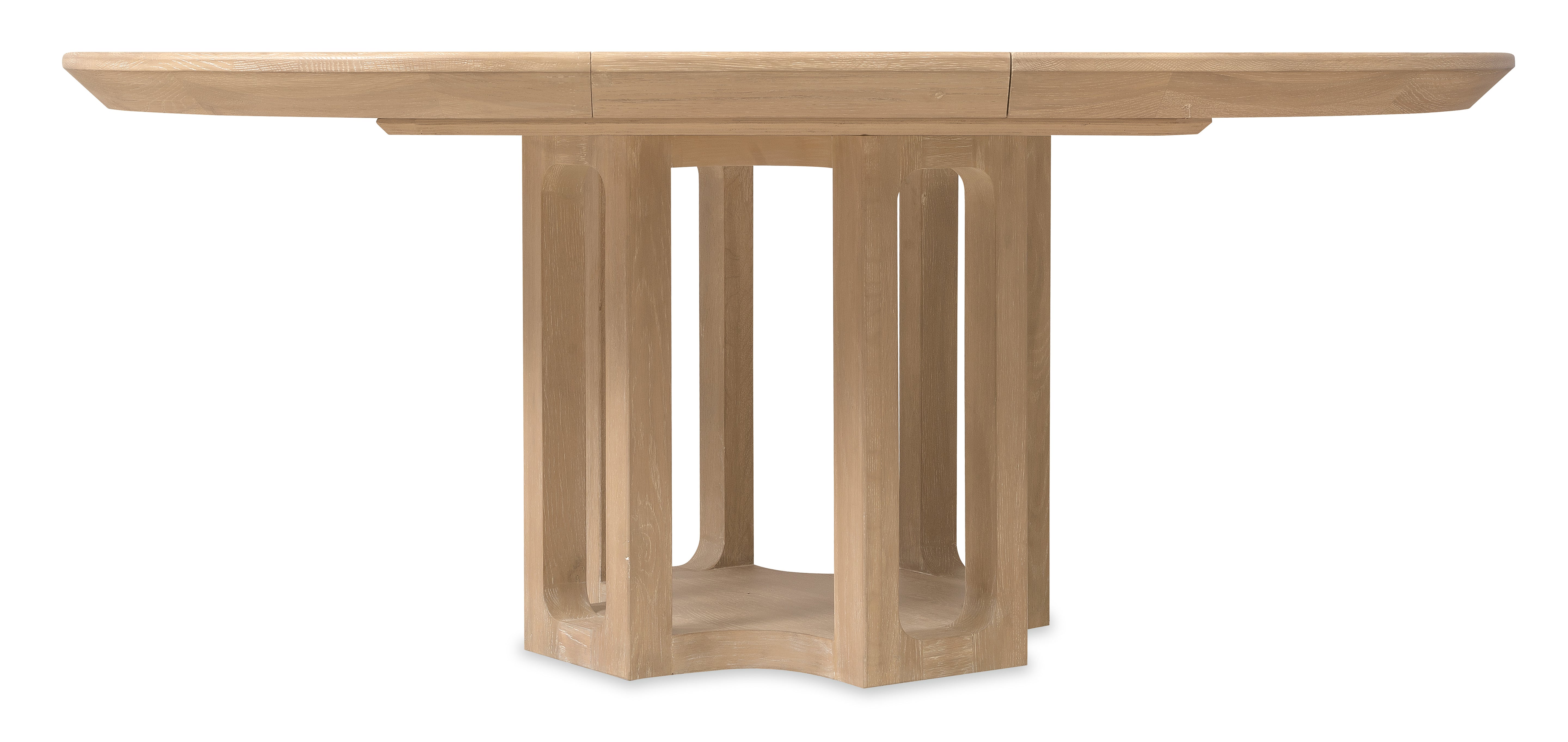 Banyon Bay Round Dining Table with One 18-inch Leaf