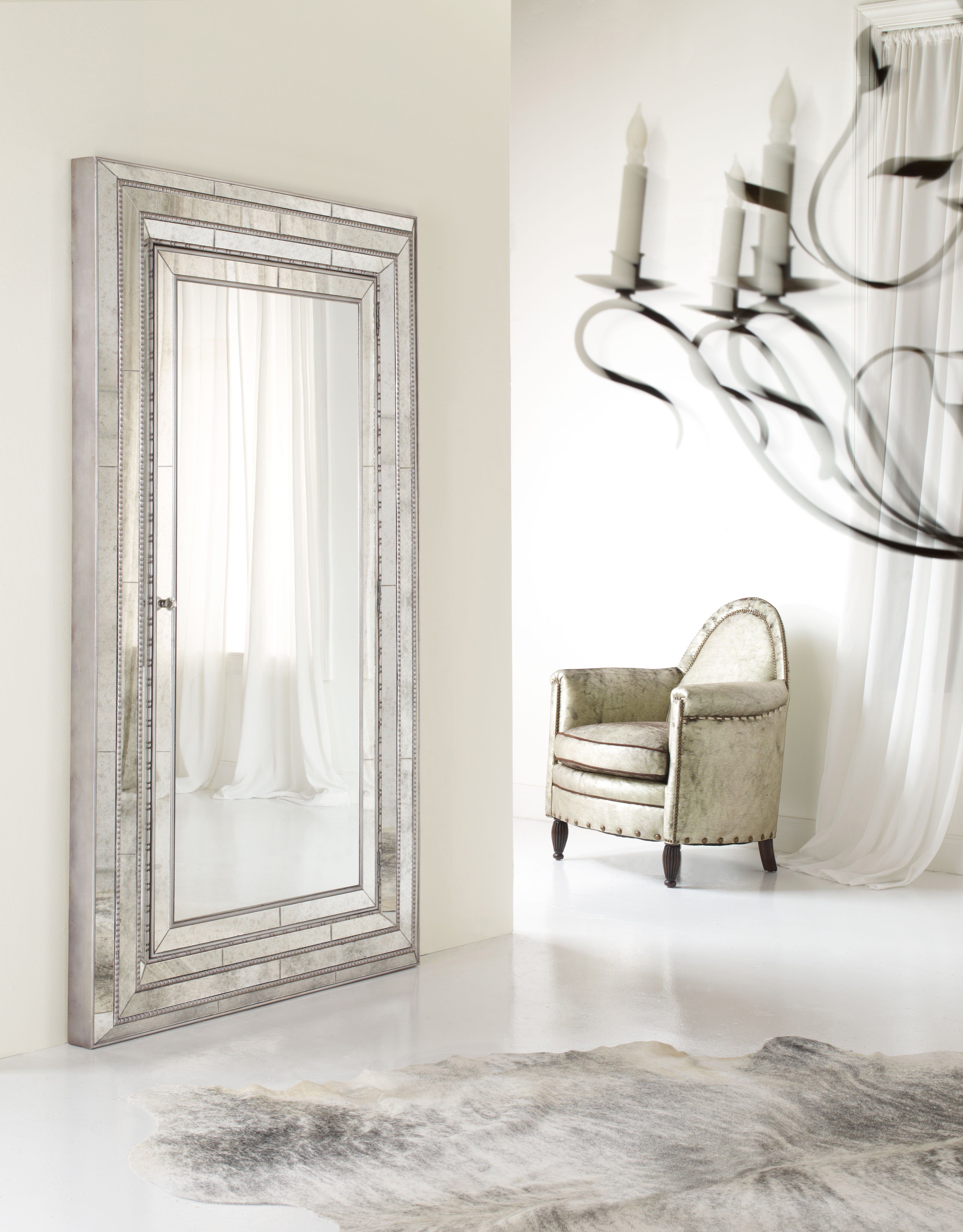 Melange Glamour Floor Mirror withJewelry Armoire Storage
